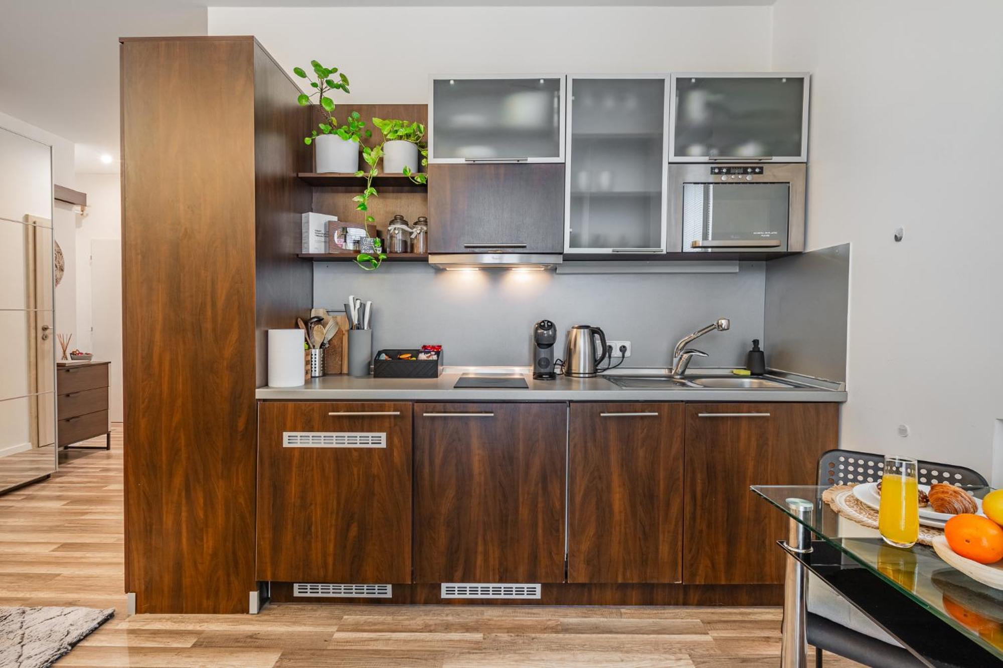 Natural-Style Apartment In The Centre Of Bratislava Exteriör bild