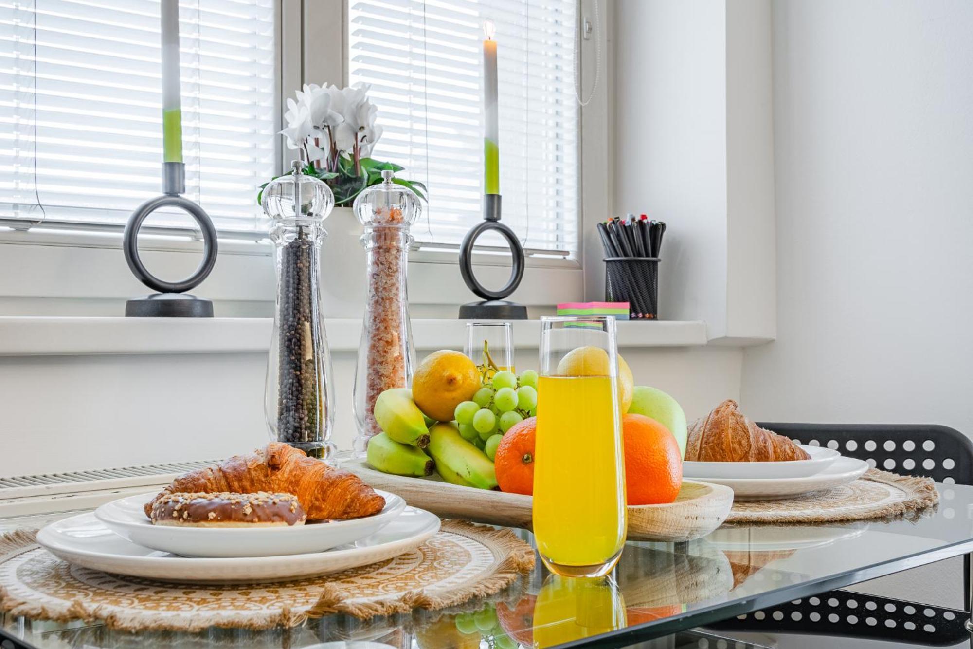 Natural-Style Apartment In The Centre Of Bratislava Exteriör bild